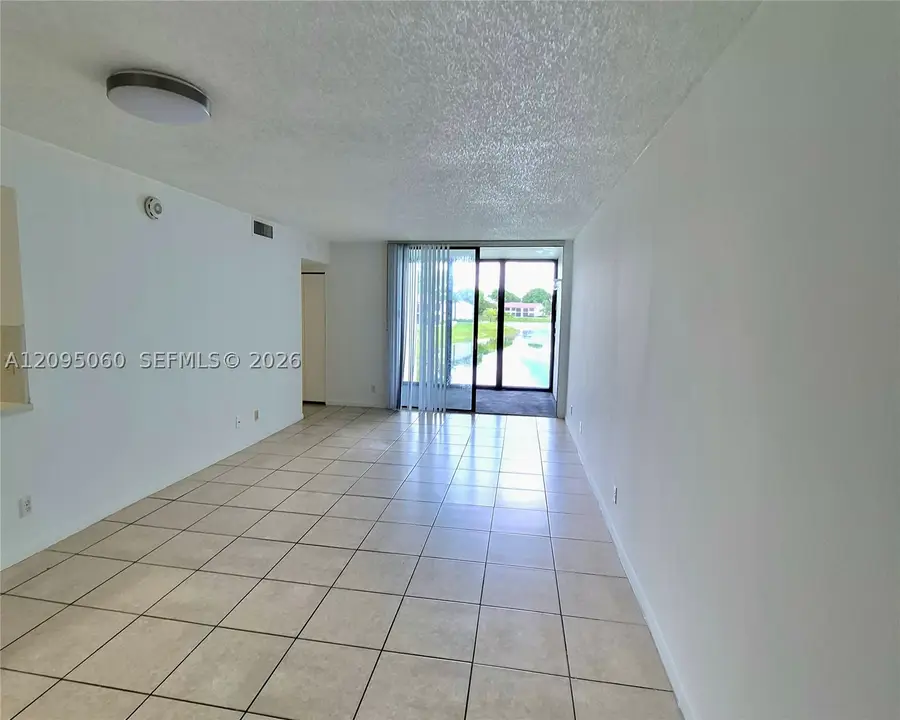 210 Lake Pointe #210, Oakland Park, FL 33309 - #3