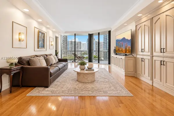 20191 E Country Club #1102, Aventura, FL 33180