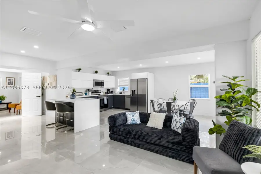 1137 SW 8th, Fort Lauderdale, FL 33315 - #2