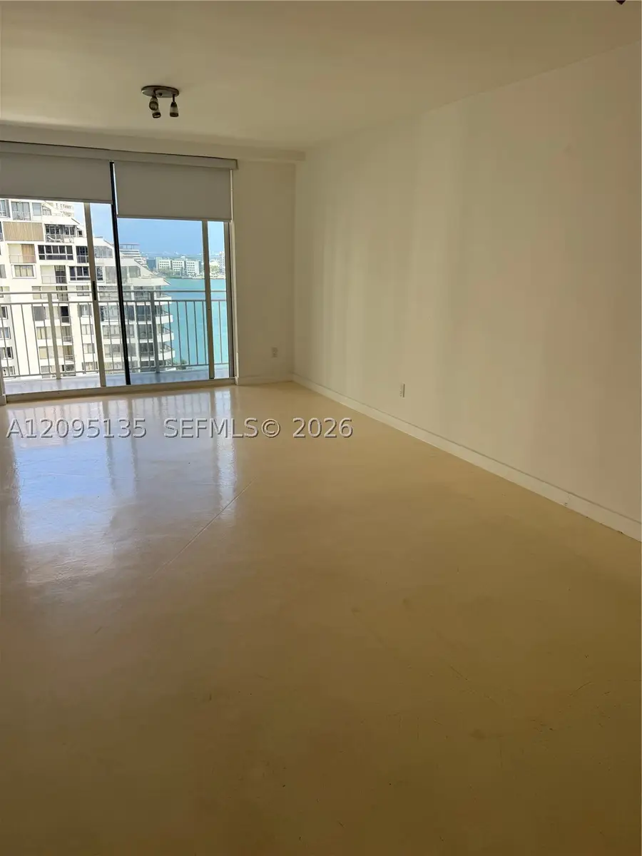 Address Withheld By Seller, Miami, FL 33131 - #3
