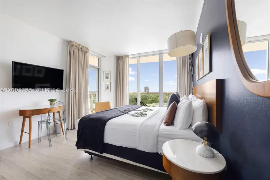 2889 Mcfarlane #1512, Miami, FL 33133 - #2
