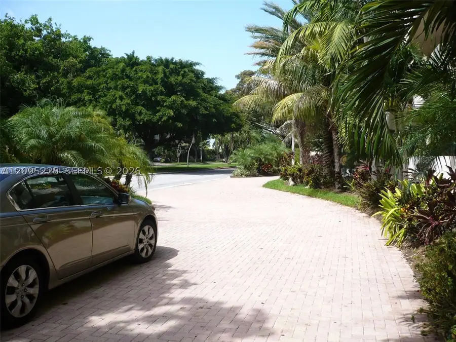 1800 Sans Souci #316, North Miami, FL 33181 - #3