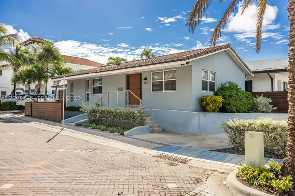 328 Missouri, Hollywood, FL 33019