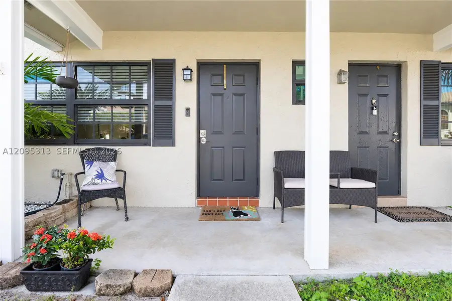 1046 NW 107th, Pembroke Pines, FL 33026 - #2