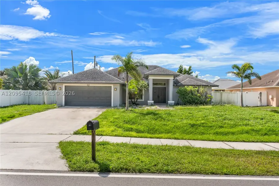 912 SW Paar, Port Saint Lucie, FL 34953 - #2