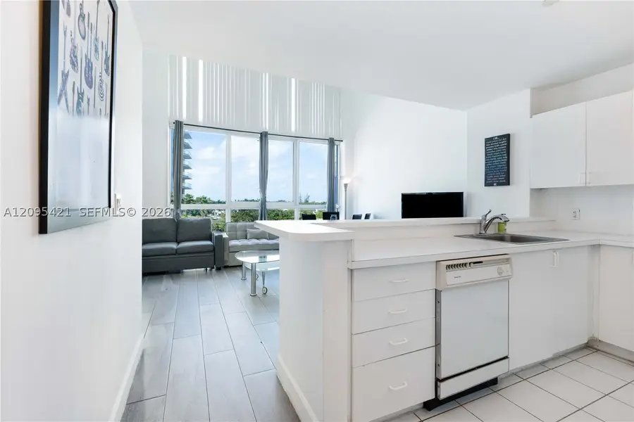 5445 Collins #BAY12, Miami Beach, FL 33140 - #2