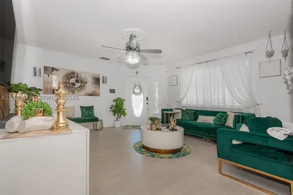 7171 Sheridan, Hollywood, FL 33024