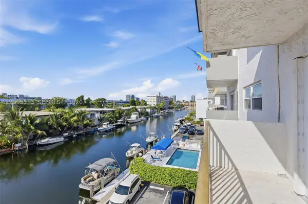 Address Withheld By Seller, North Miami Beach, FL 33160