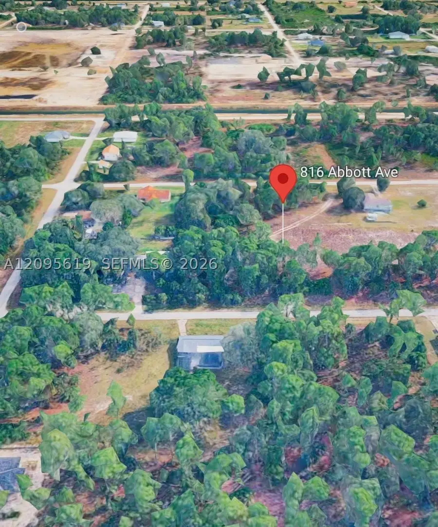 816 Abbott, Lehigh Acres, FL 33972 - #3