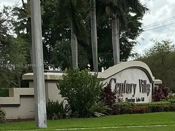 251 SW 134th #309M, Pembroke Pines, FL 33027