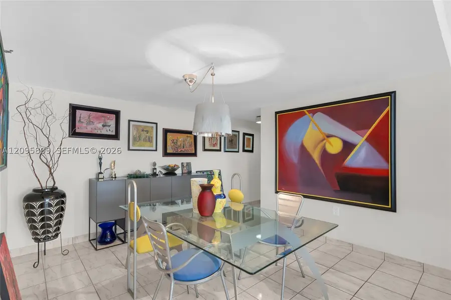 1623 Collins #812, Miami Beach, FL 33139 - #3