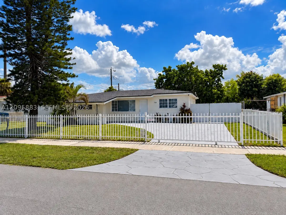 710 NW 176th, Miami Gardens, FL 33169 - #1