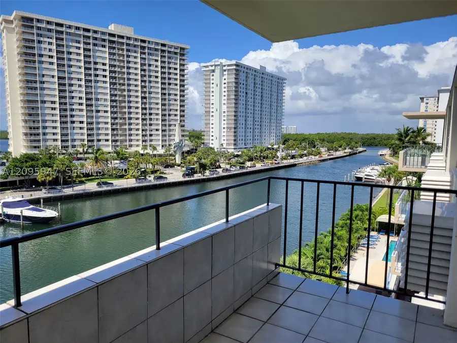 220 Kings Point #606, Sunny Isles Beach, FL 33160 - #3