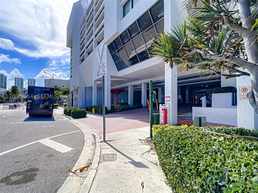 555 NE 15th #502, Miami, FL 33132 - #3