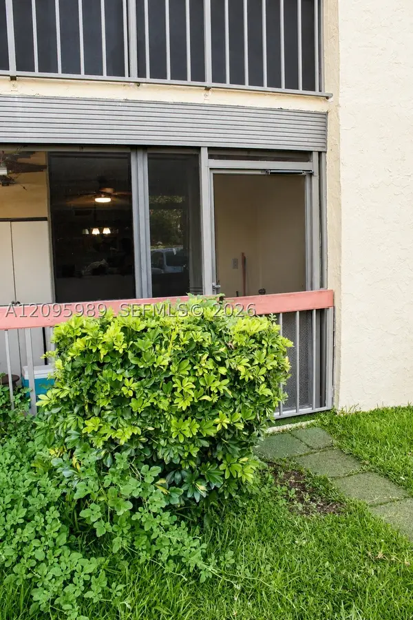 Address Withheld By Seller, Deerfield Beach, FL 33441
