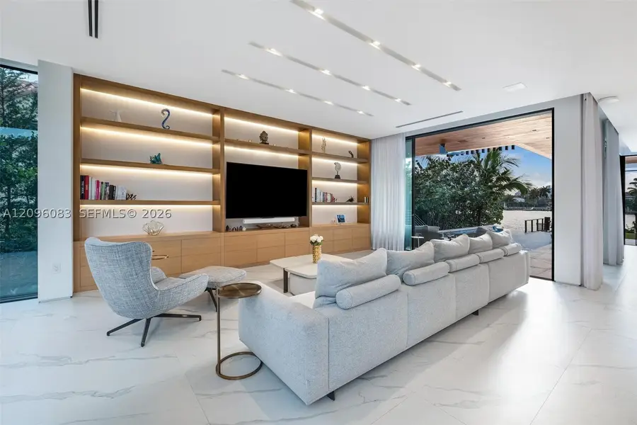 226 W Rivo Alto, Miami Beach, FL 33139 - #3