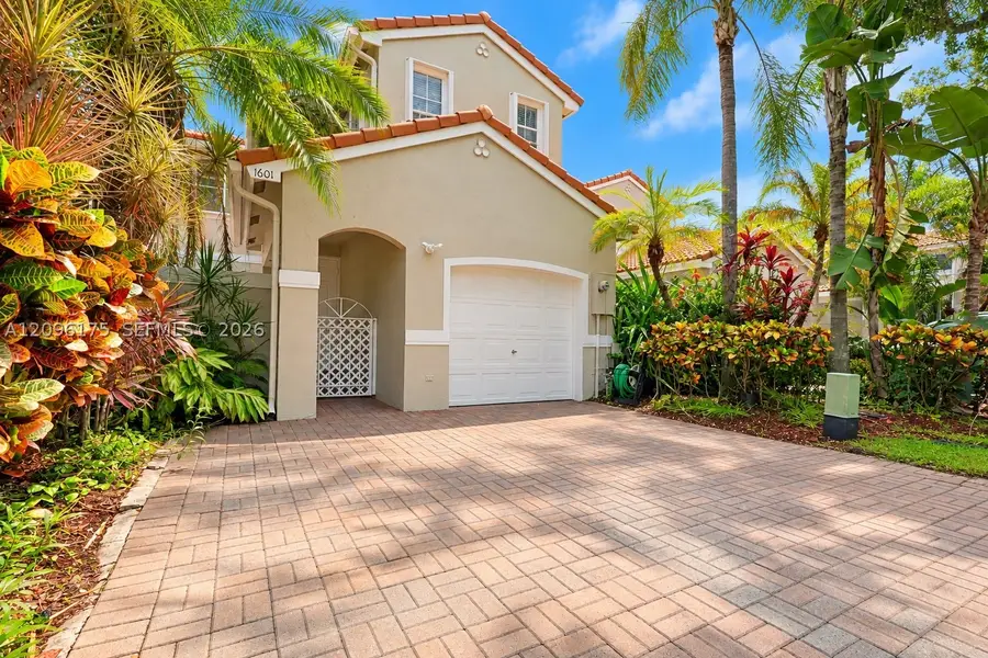 1601 Yellowheart, Hollywood, FL 33019 - #3