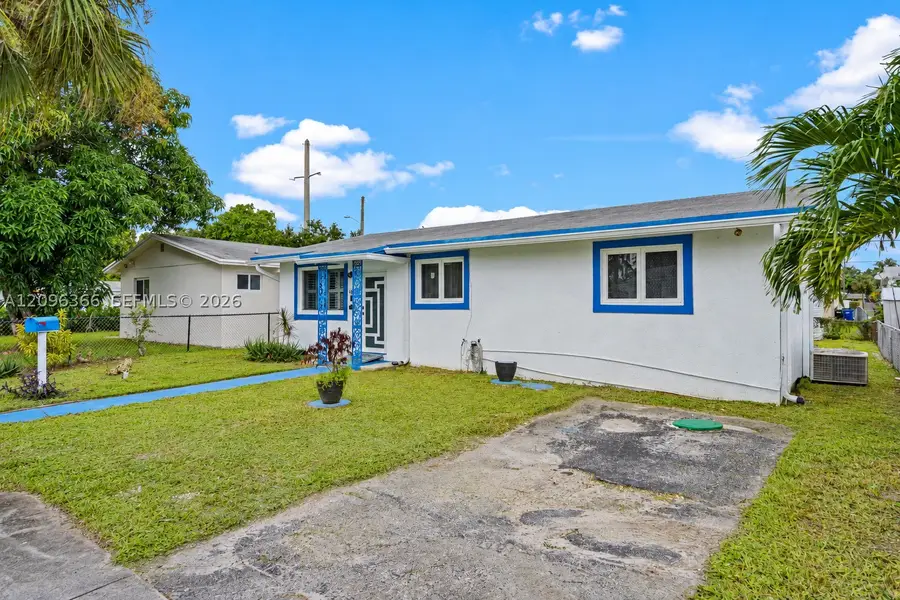 1409 NE 152nd, North Miami Beach, FL 33162 - #2