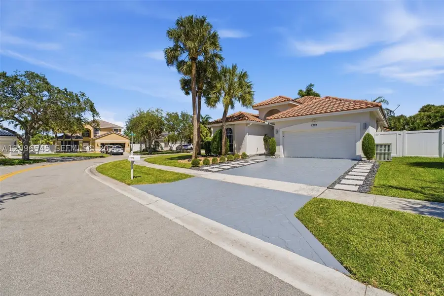 1391 NW 185th, Pembroke Pines, FL 33029 - #2