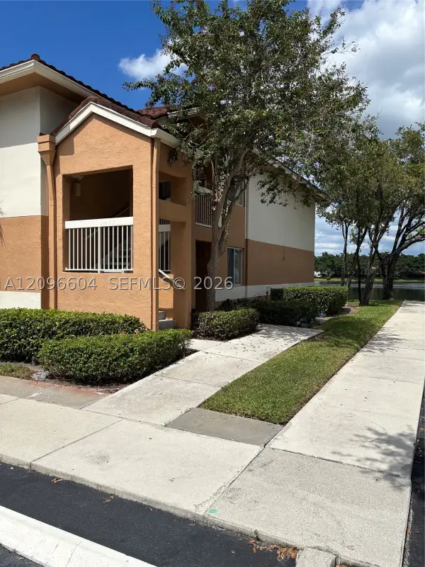 704 NW 92nd #704, Plantation, FL 33324