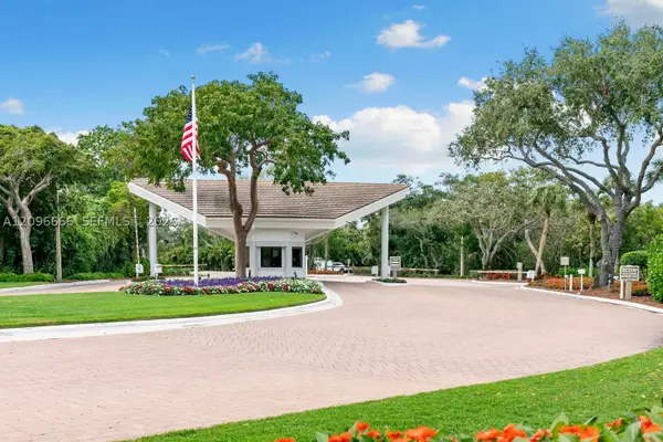 3000 Royal Marco #20, Other Fl City, FL 34145