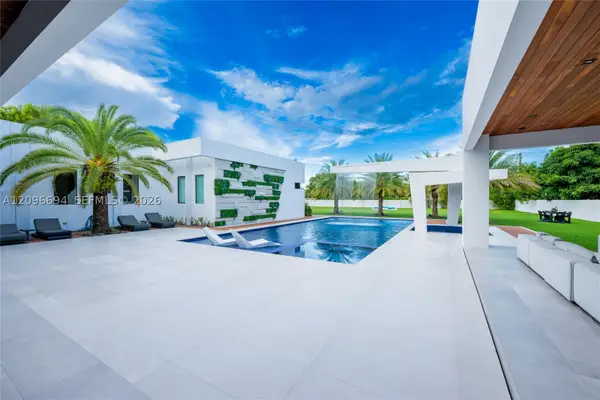 9890 SW 64th, Miami, FL 33173