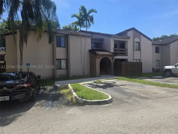 8977 SW 123rd #104, Miami, FL 33186