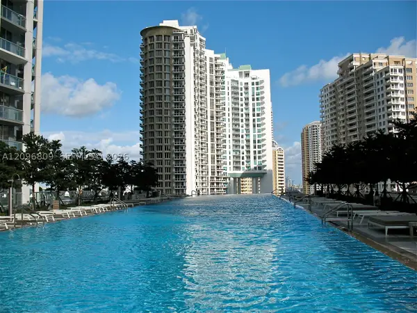 465 Brickell #617, Miami, FL 33131