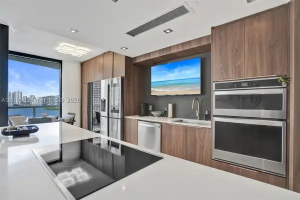 4000 Island #1205, Aventura, FL 33160