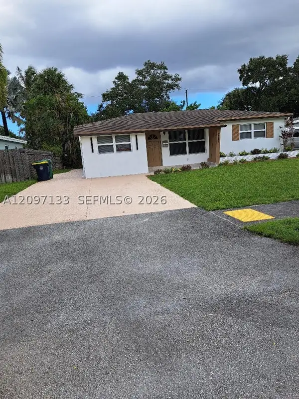 4982 SW 29th, Dania Beach, FL 33312