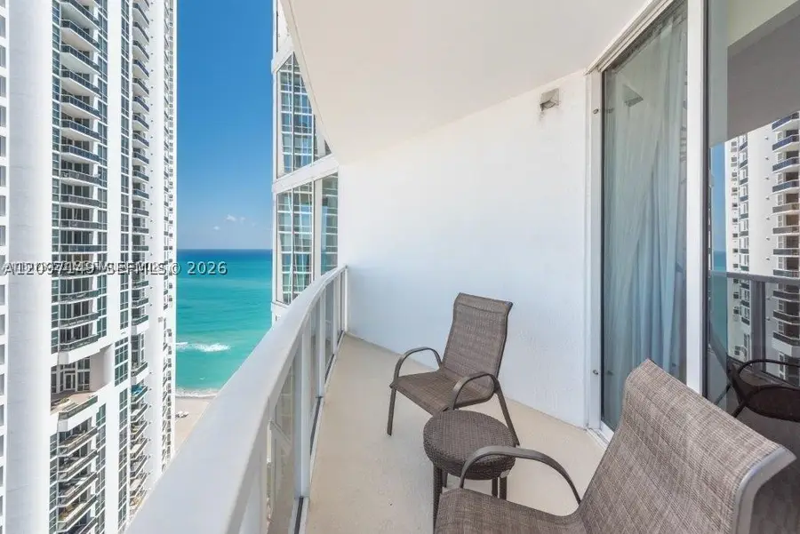 18001 Collins #2504, Sunny Isles Beach, FL 33160 - #2