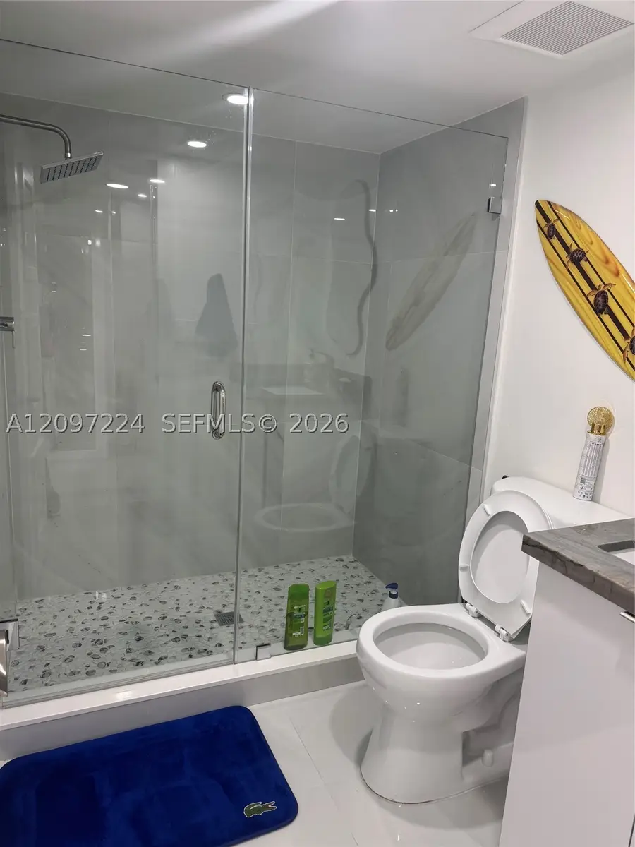 6423 Collins #401, Miami Beach, FL 33141 - #3