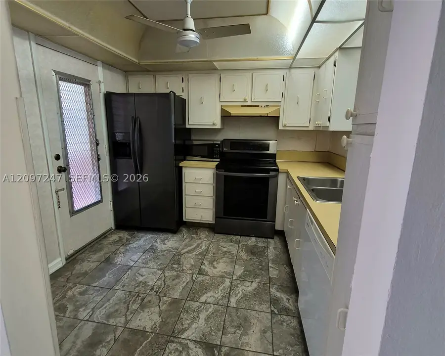 403 NW 68th #309, Plantation, FL 33317 - #2