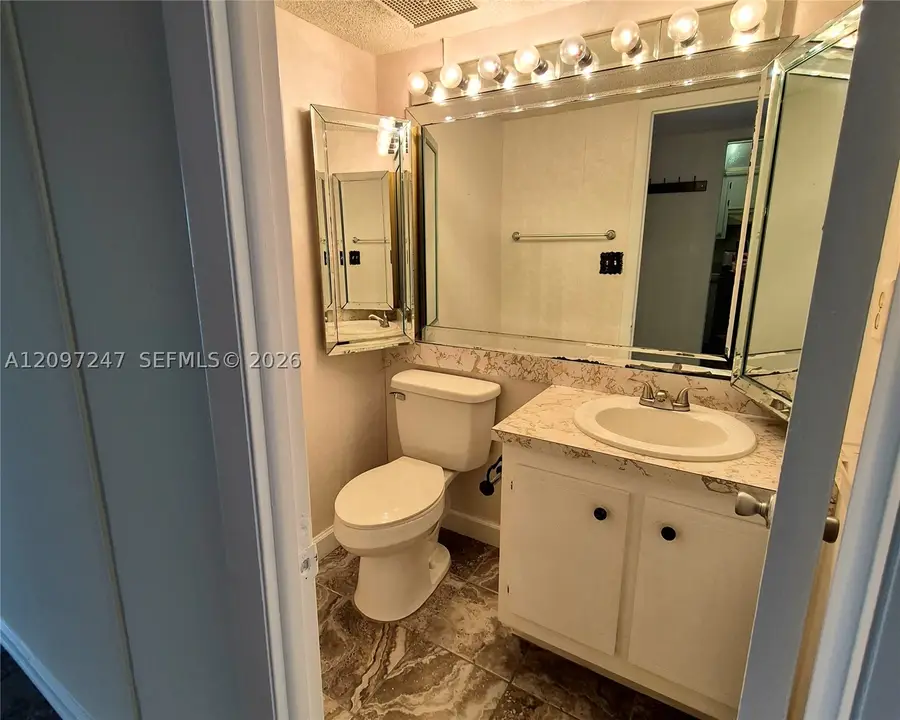 403 NW 68th #309, Plantation, FL 33317 - #3