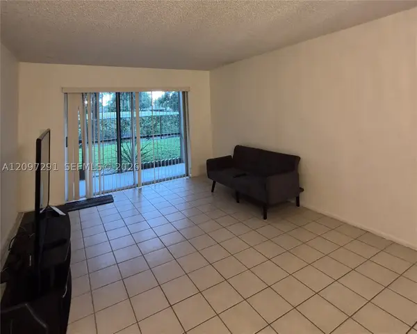 8000 Fairview #107, Tamarac, FL 33321