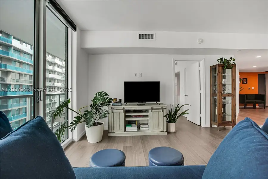 55 SE 6th #3701, Miami, FL 33131 - #2