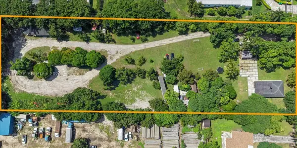 18490 SW 216th, Miami, FL 33170