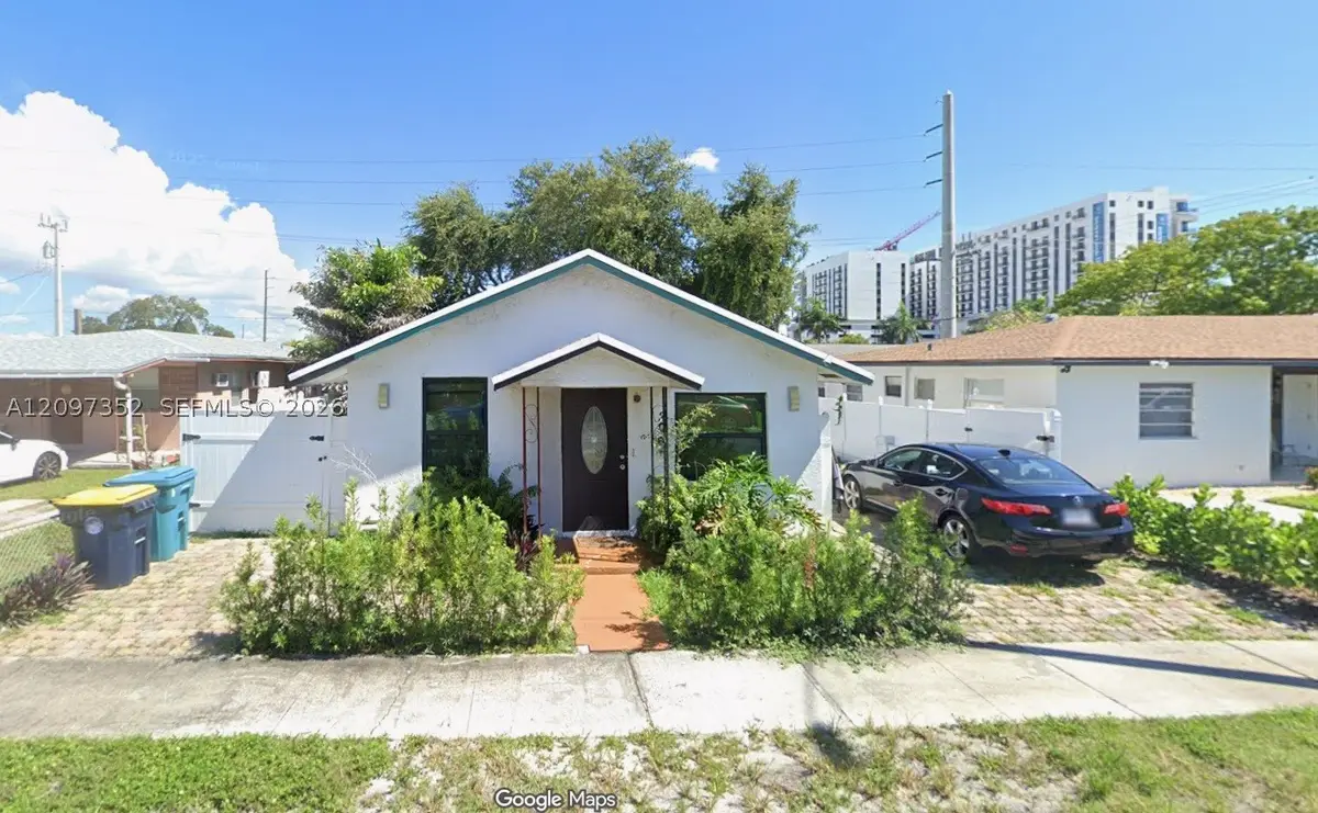 206 SW 2nd, Dania Beach, FL 33004 - #1