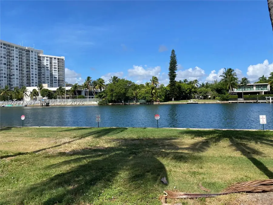 Address Withheld By Seller, Miami Beach, FL 33140 - #3