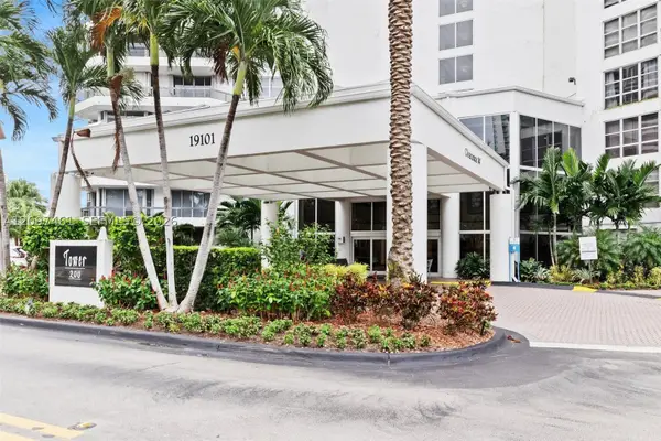 19101 NE 36th #2705, Aventura, FL 33180