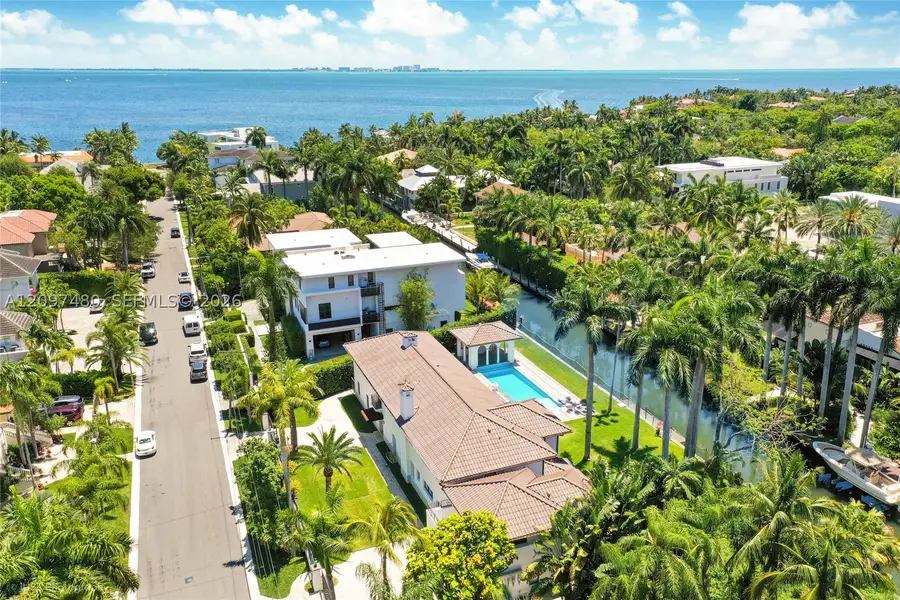 Address Withheld By Seller, Miami, FL 33133 - #2