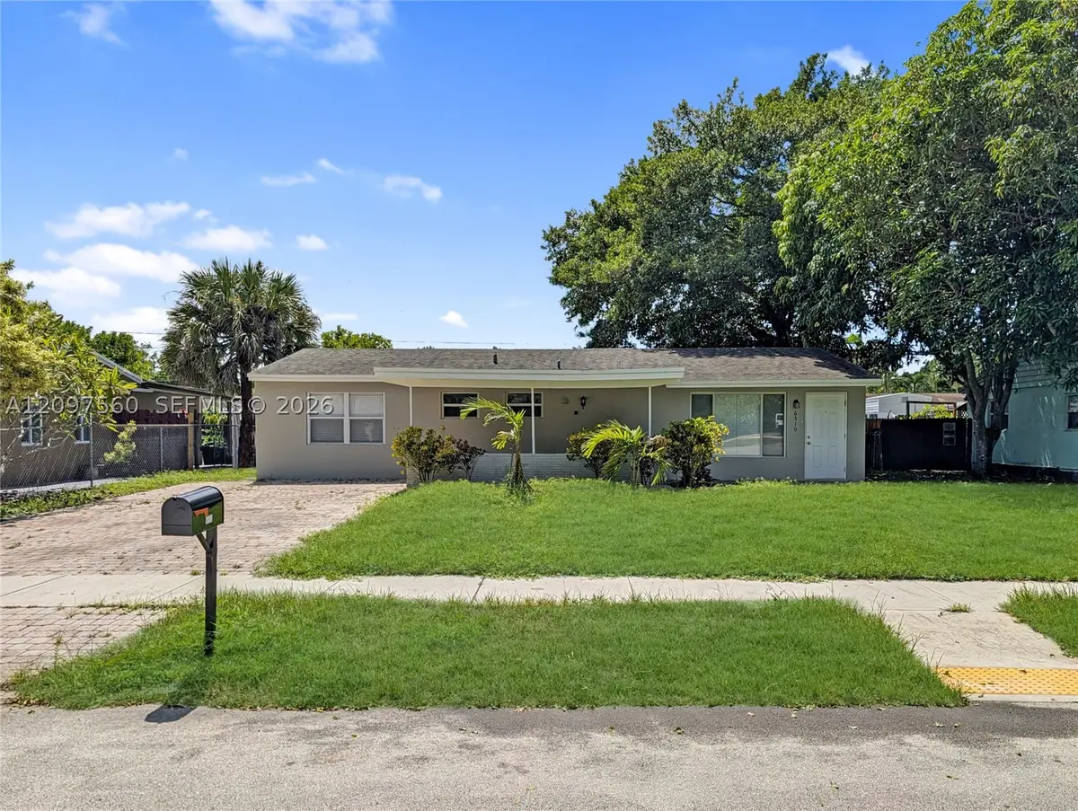 6510 SW 16th, North Lauderdale, FL 33068 - #1