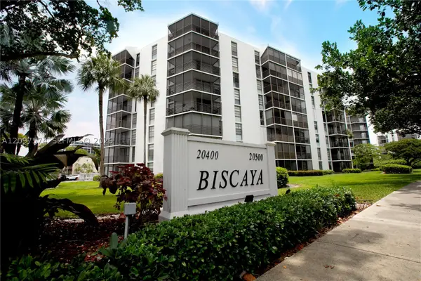 20500 W Country Club #714, Aventura, FL 33180