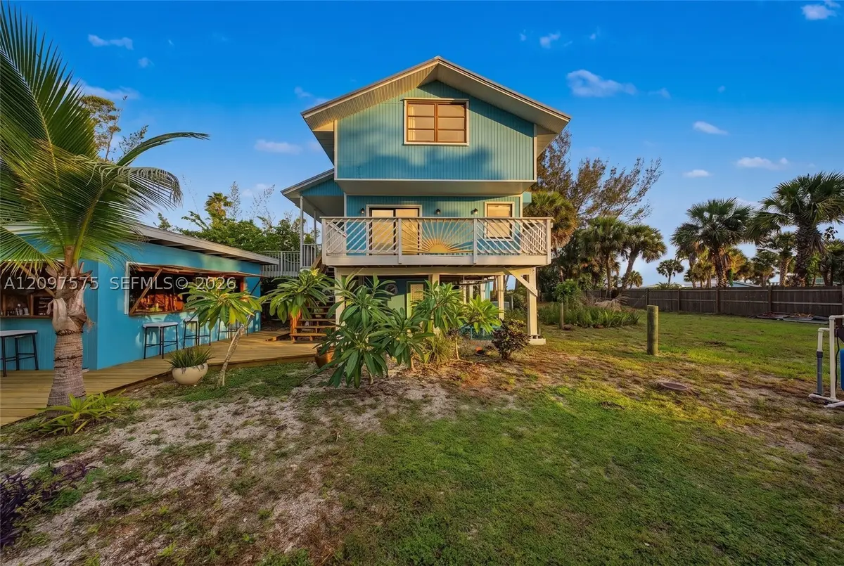 51 Vip, Grant, FL 32949 - #1