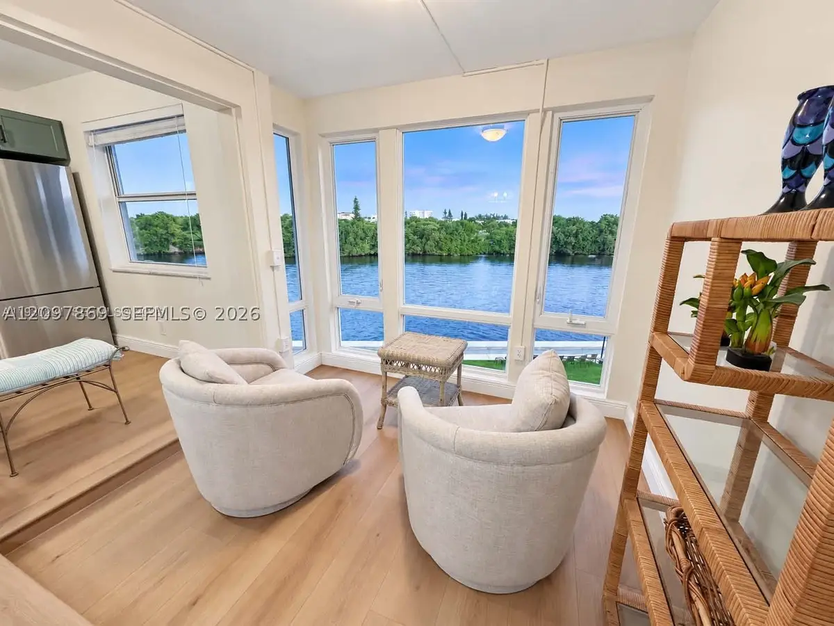 7 Colonial Club #302, Boynton Beach, FL 33435 - #1