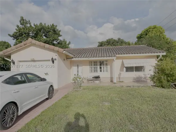 Address Withheld By Seller, Tamarac, FL 33321