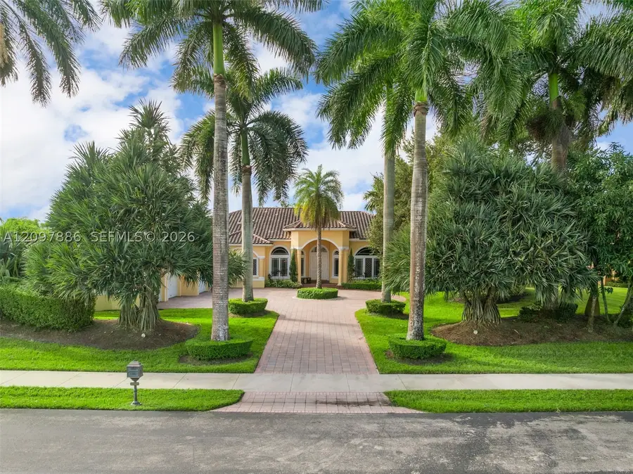 10640 Pegasus, Davie, FL 33324 - #2