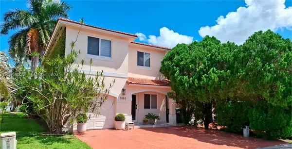 5983 SW 162nd, Miami, FL 33193