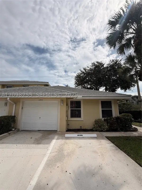 12802 Woodmill, Palm Beach Gardens, FL 33418