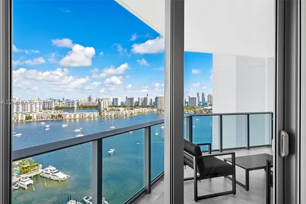 17111 Biscayne #2103, North Miami Beach, FL 33160